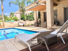 WONDERFUL LUXURY VILLA AT HERZLIYA PITUACH